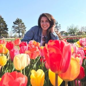 Meet your Posher, Caitie